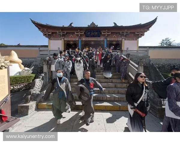 云开真人版全新上线带你体验沉浸式的真实战斗场景与精彩剧情